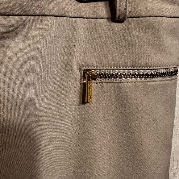 Calvin Klein Straight Slim Zip Pocket Pants Mid rise, Khaki color size 14 - Picture 3 of 7